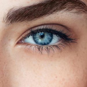 טיפול בעור סביב העיניים